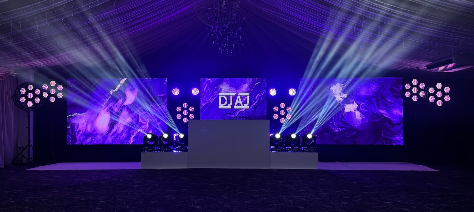 Grand wedding production setup with multiple screens and full technical delivery